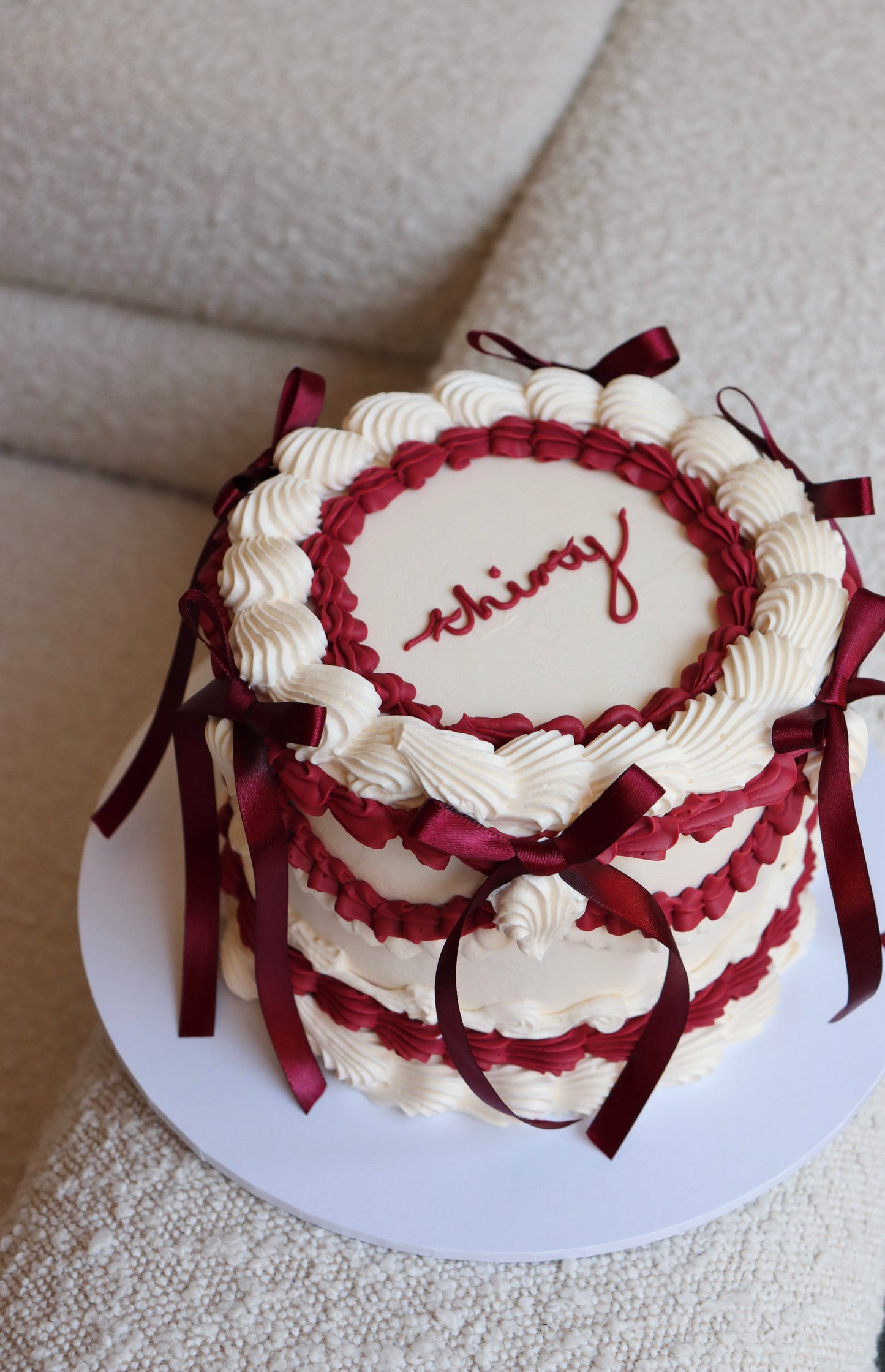 Retro Round Cake