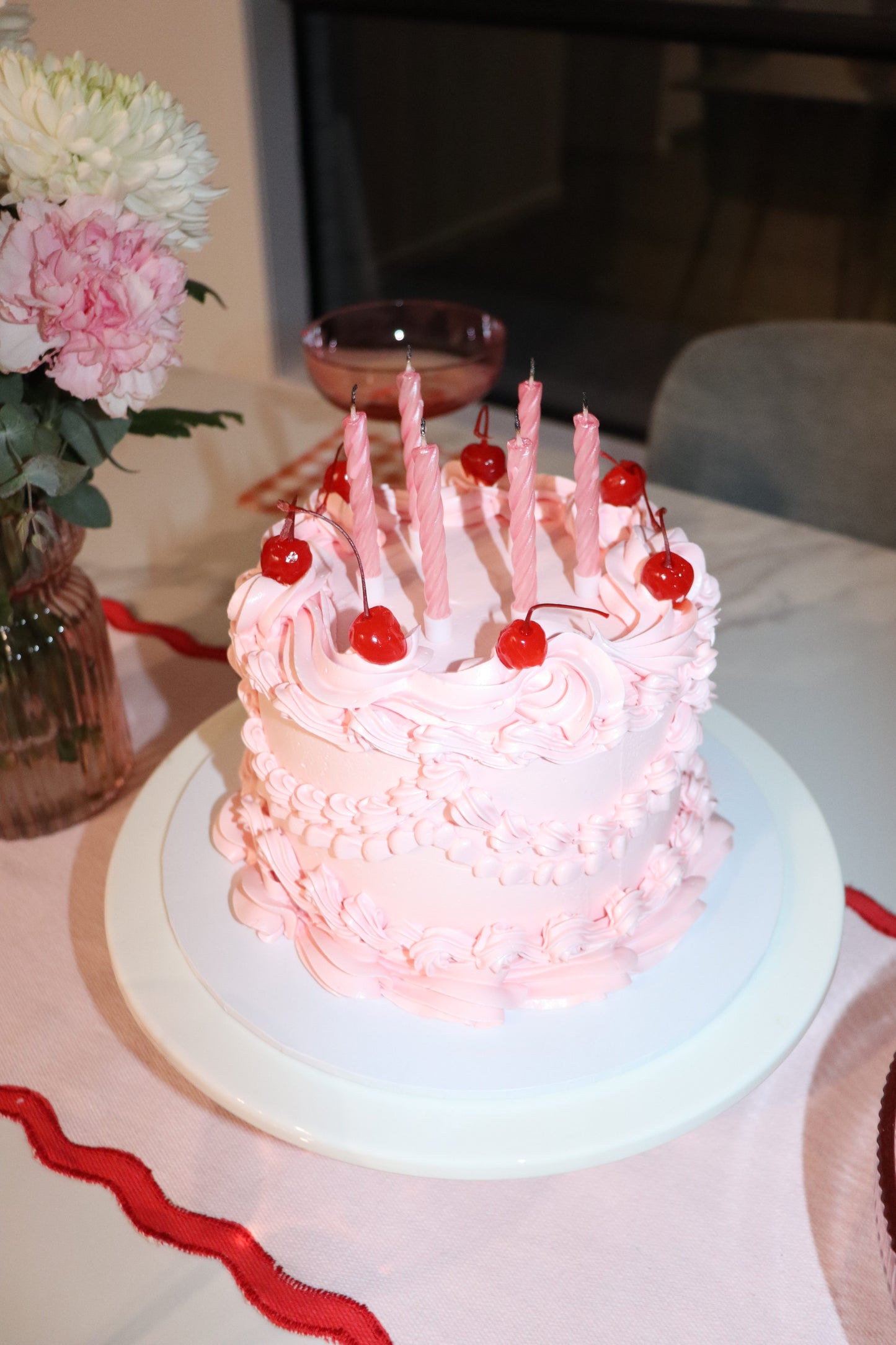 Retro Round Cake