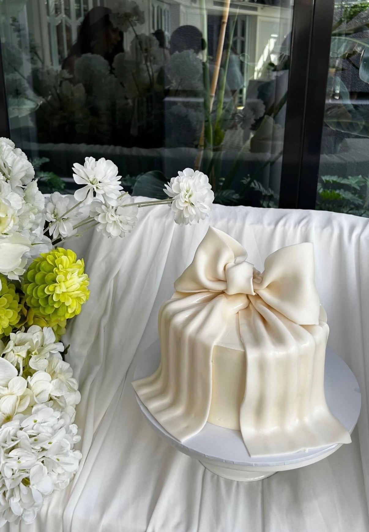 The Bow Cake